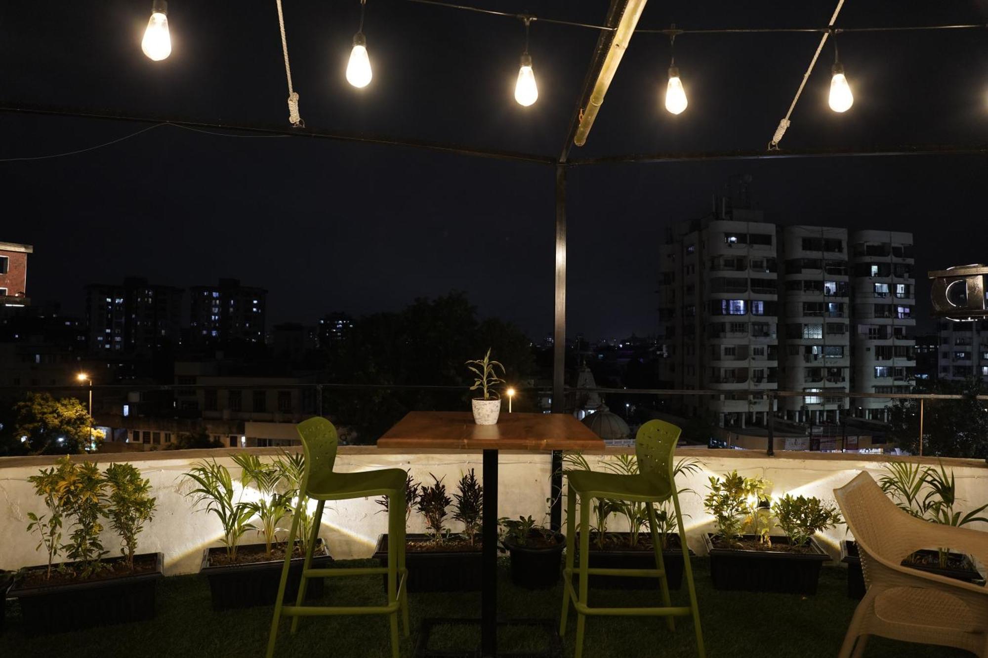 Hotel Royal Accord Surat Dış mekan fotoğraf