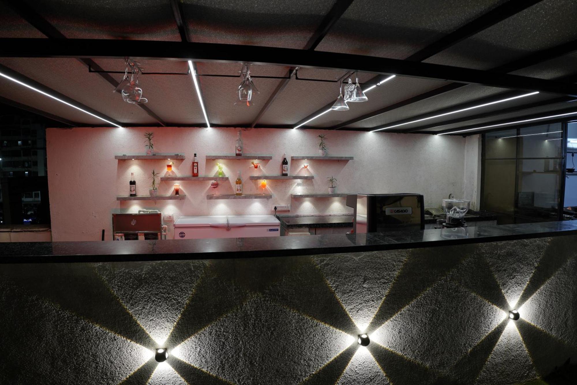 Hotel Royal Accord Surat Dış mekan fotoğraf