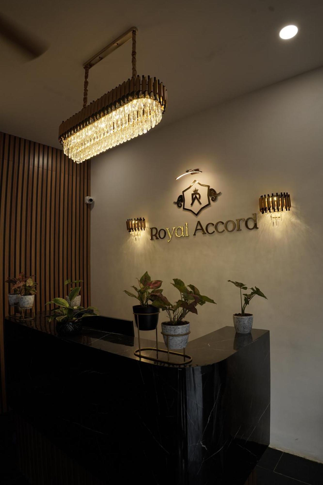 Hotel Royal Accord Surat Dış mekan fotoğraf